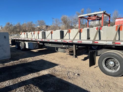 Concrete Bin Blocks 684