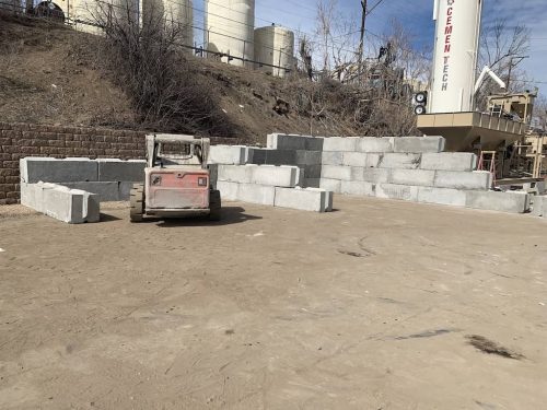 Concrete-Bin-Blocks-454