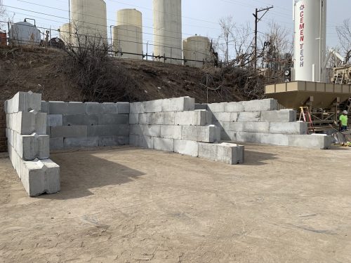 concrete-barrier-blocks-472
