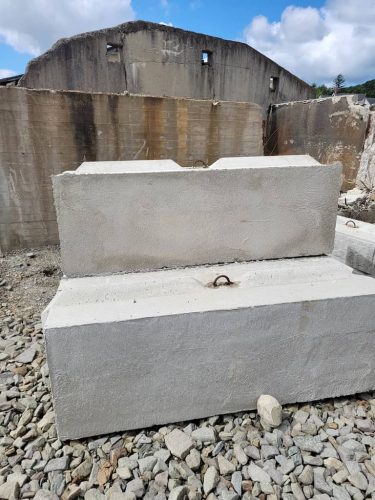 concrete-bin-blocks-2