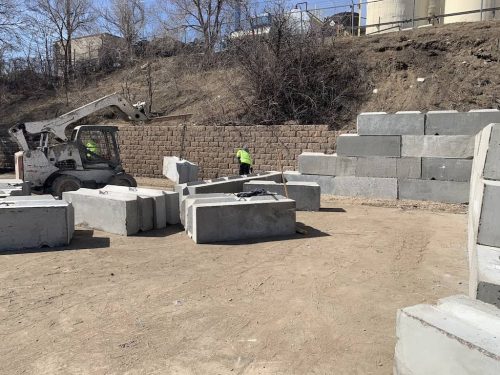 concrete-bin-blocks-449